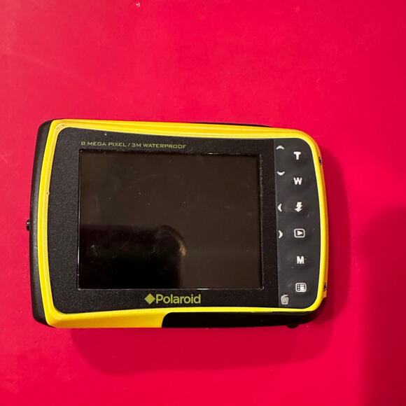 Polaroid X800 Digital Waterproof Camera - Picture 2 of 2